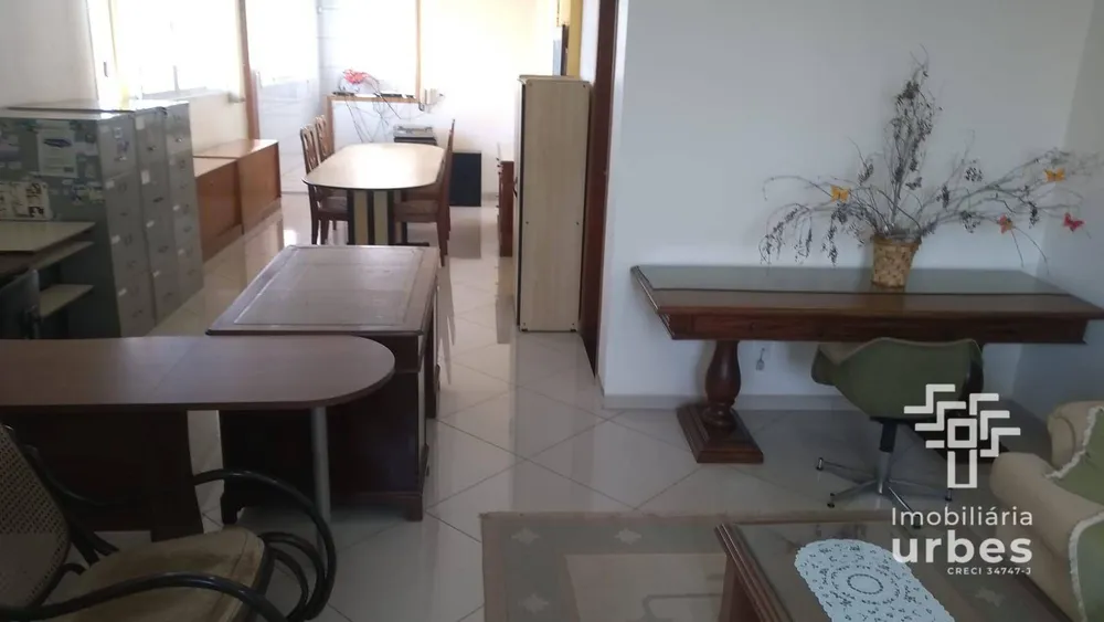 Casa, 3 quartos, 240 m² - Foto 9