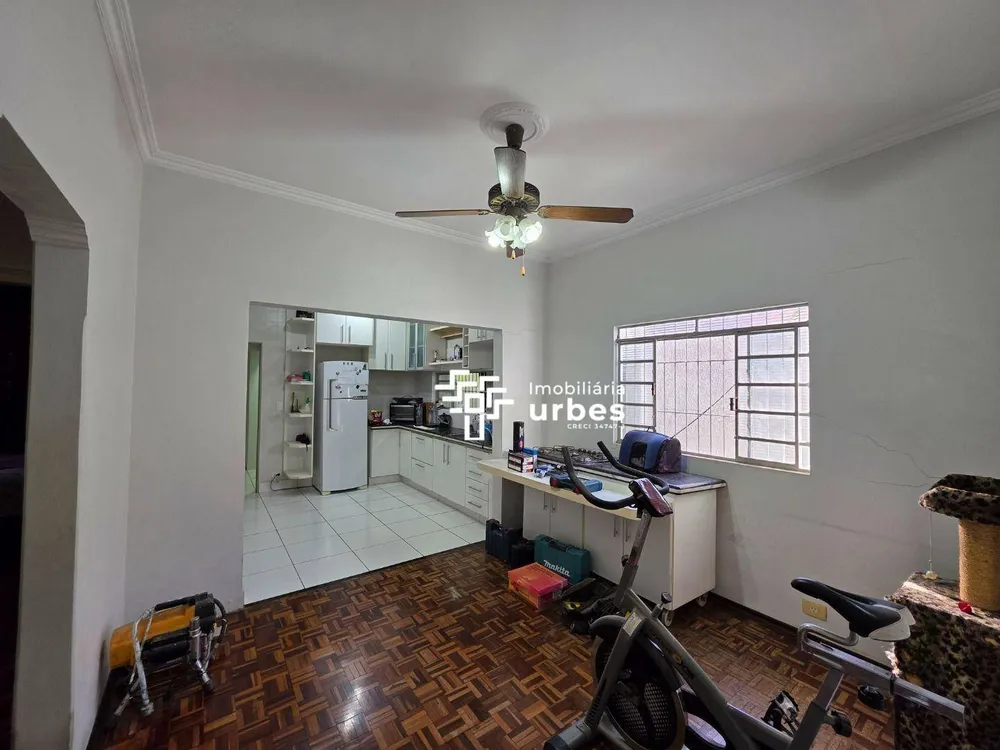 Casa, 4 quartos, 130 m² - Foto 2