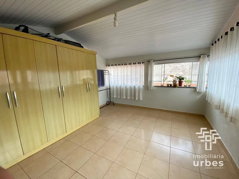 Casa, 4 quartos, 164 m² - Foto 2