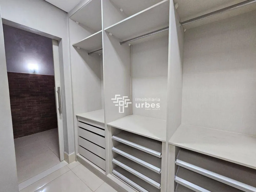 Casa, 4 quartos, 220 m² - Foto 14