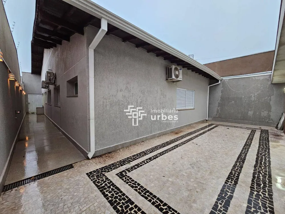 Casa, 4 quartos, 220 m² - Foto 4