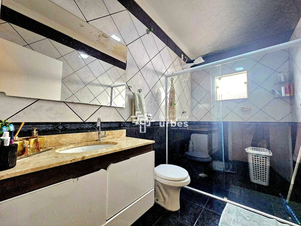 Casa, 3 quartos, 243 m² - Foto 5