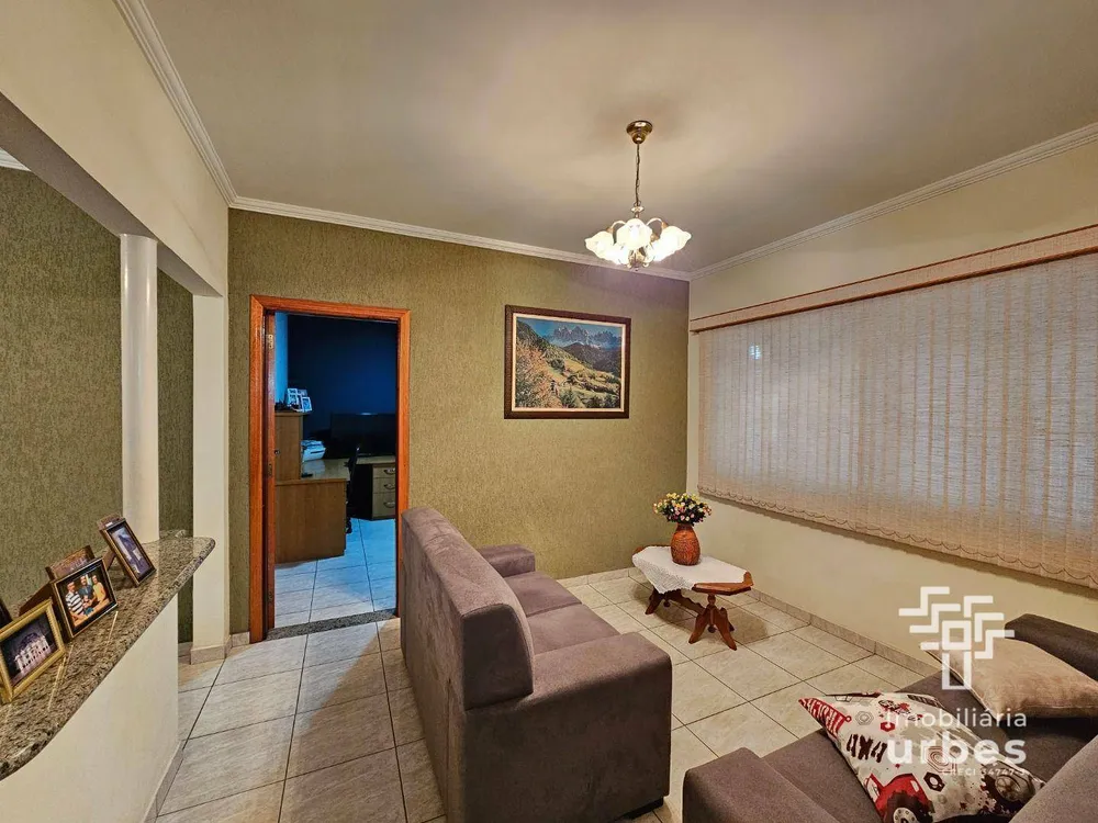 Casa, 3 quartos, 146 m² - Foto 1