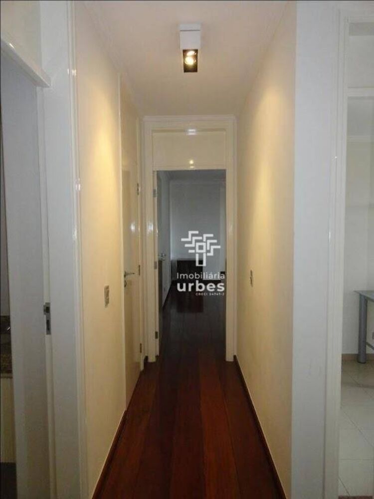 Apartamento à venda com 3 quartos, 210m² - Foto 2
