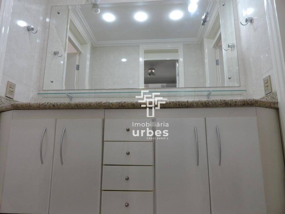 Apartamento à venda com 3 quartos, 210m² - Foto 8