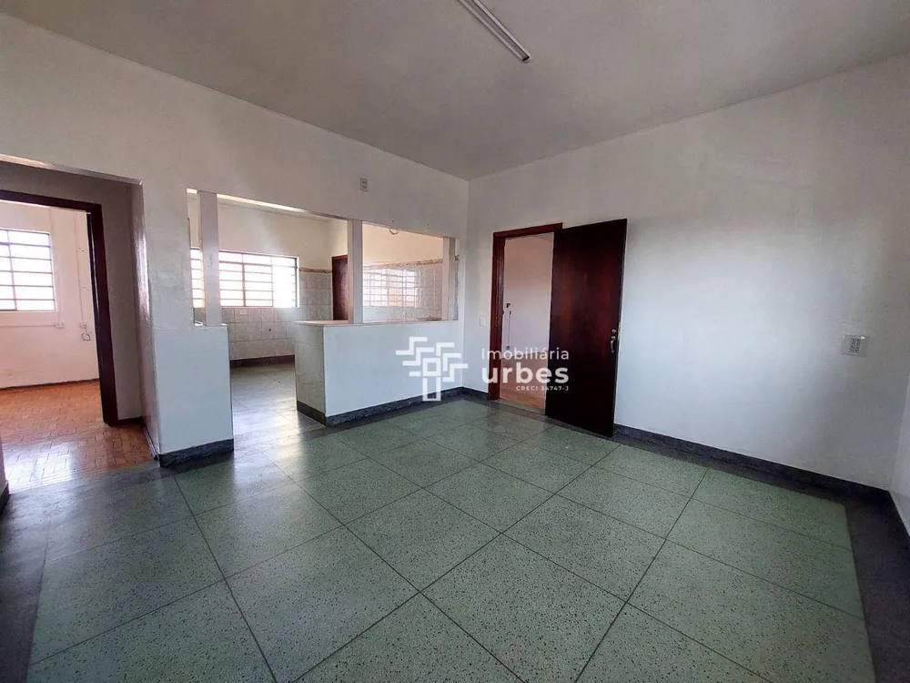 Casa, 4 quartos, 221 m² - Foto 3