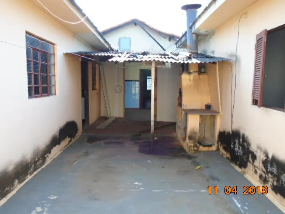 Casa, 3 quartos, 183 m² - Foto 2