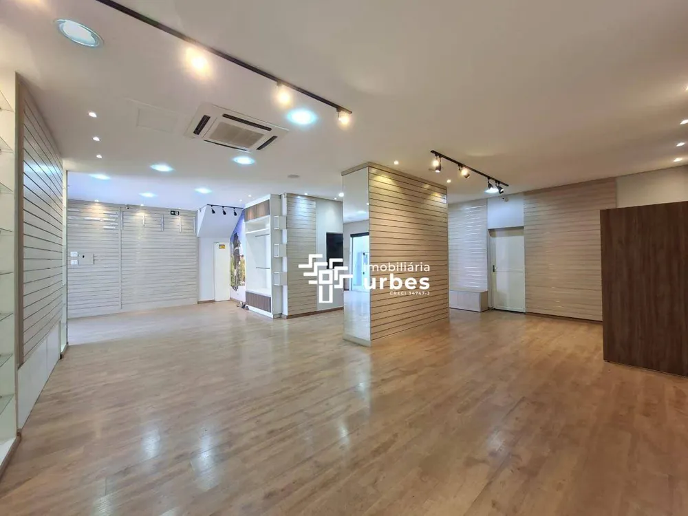Casa, 3 quartos, 287 m² - Foto 2