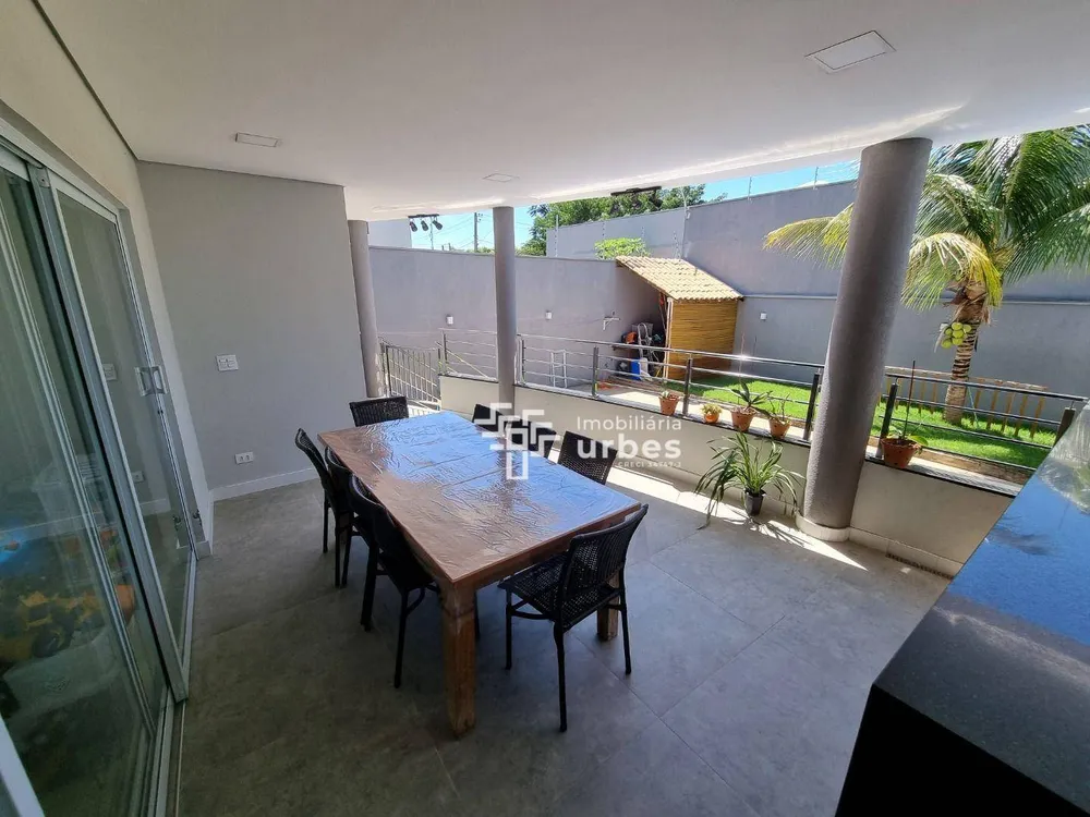 Casa, 3 quartos, 240 m² - Foto 10