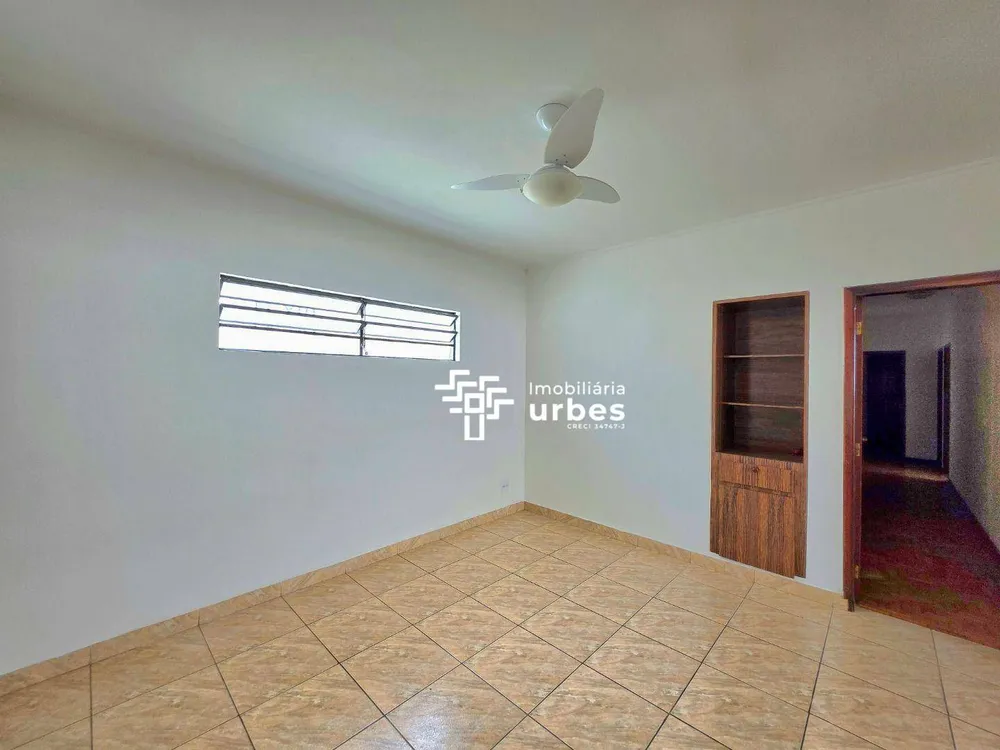 Casa, 3 quartos, 158 m² - Foto 2