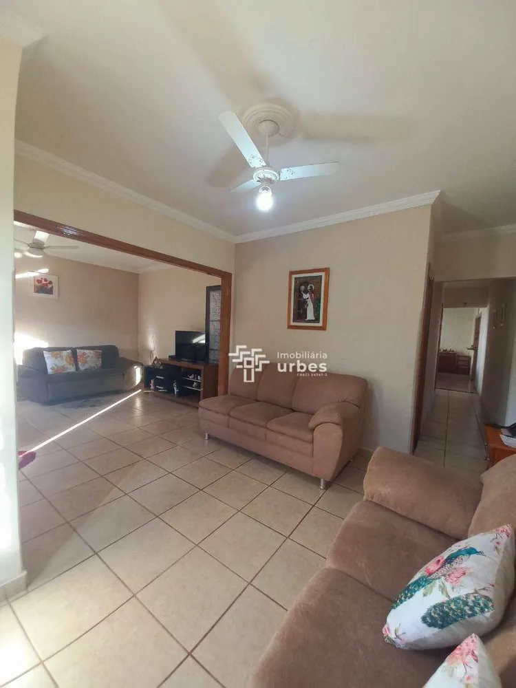 Casa, 3 quartos, 342 m² - Foto 6