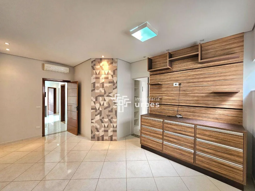 Casa, 3 quartos, 212 m² - Foto 10