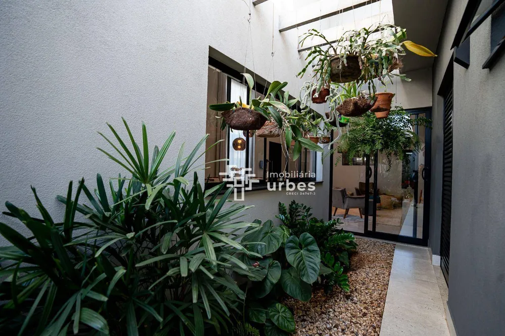 Casa, 3 quartos, 225 m² - Foto 2