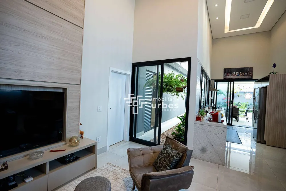 Casa, 3 quartos, 225 m² - Foto 8