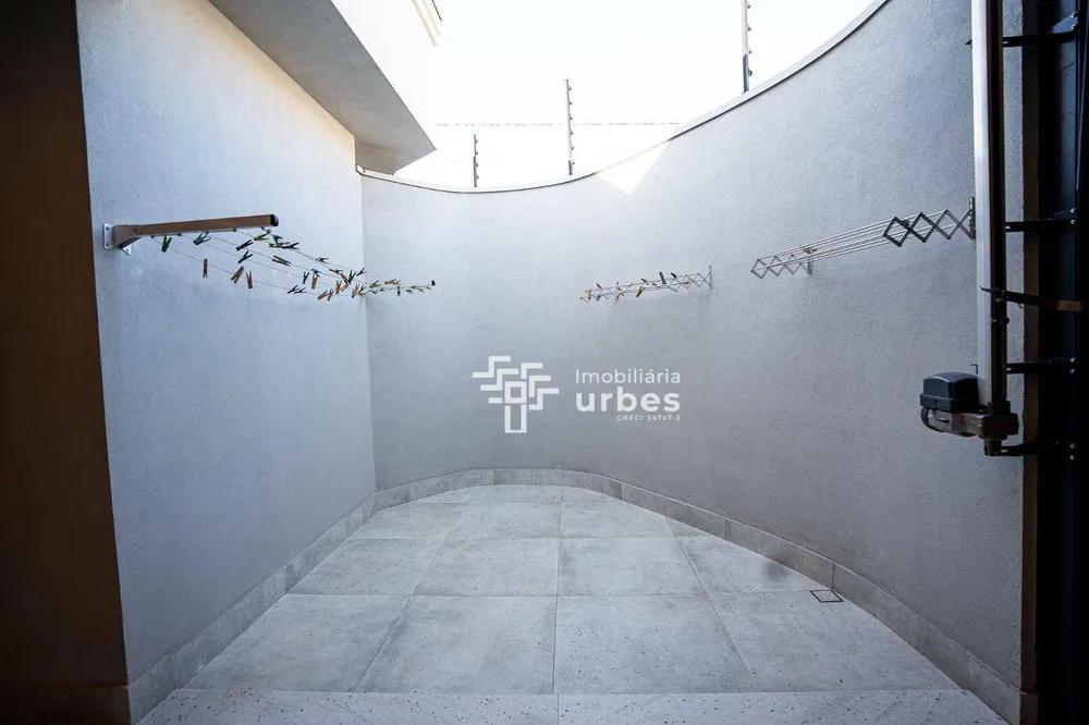 Casa, 3 quartos, 225 m² - Foto 15