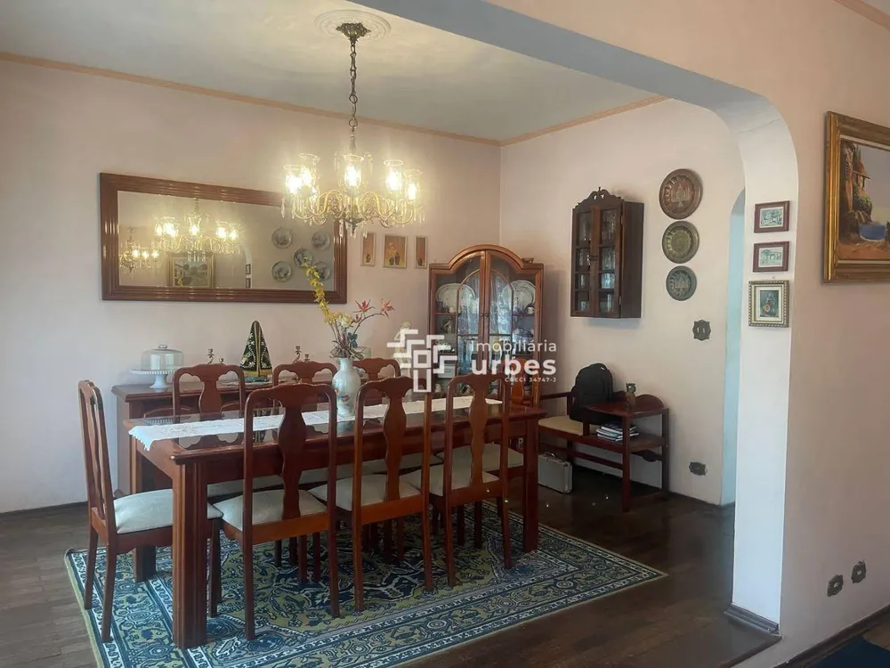 Casa, 3 quartos, 208 m² - Foto 1