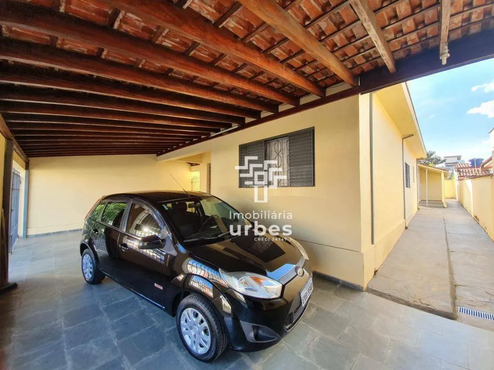 Casa, 5 quartos, 115 m² - Foto 2
