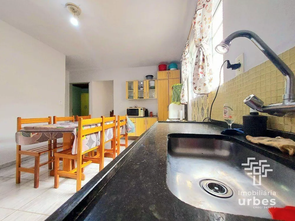 Casa à venda com 3 quartos, 170m² - Foto 3