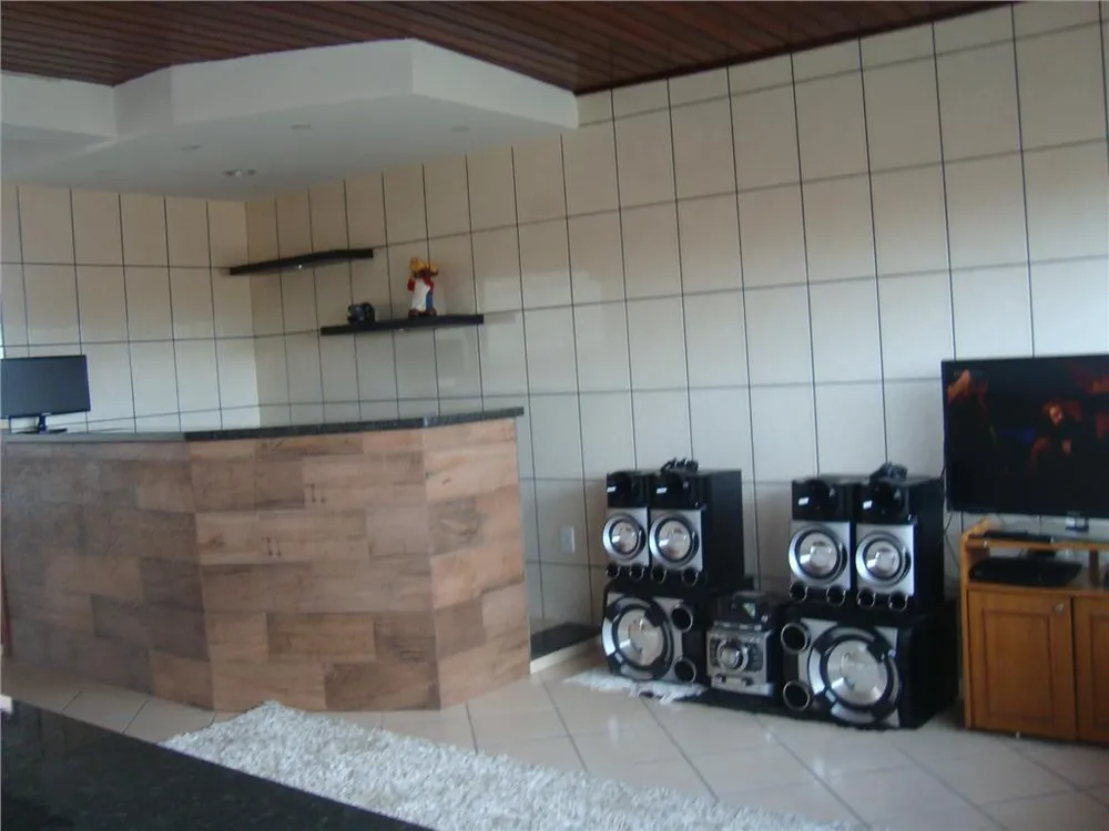Casa, 3 quartos, 299 m² - Foto 8
