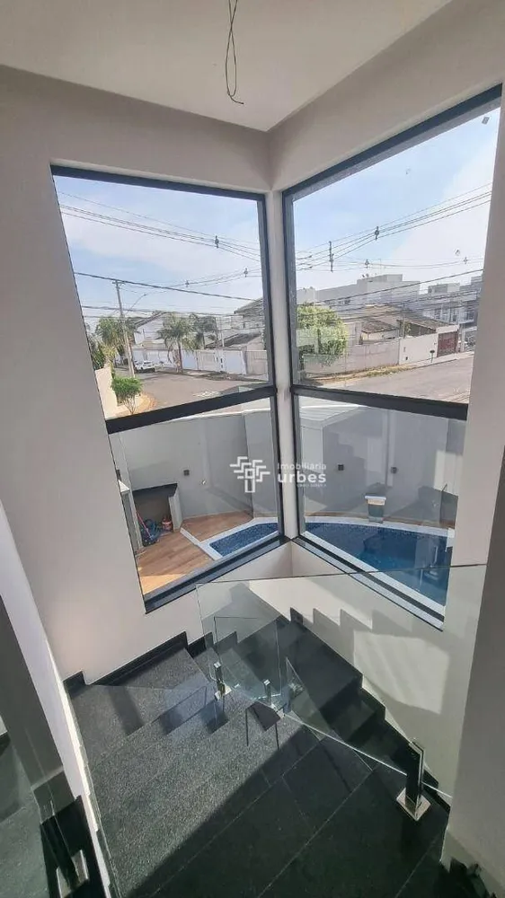 Casa, 3 quartos, 190 m² - Foto 1