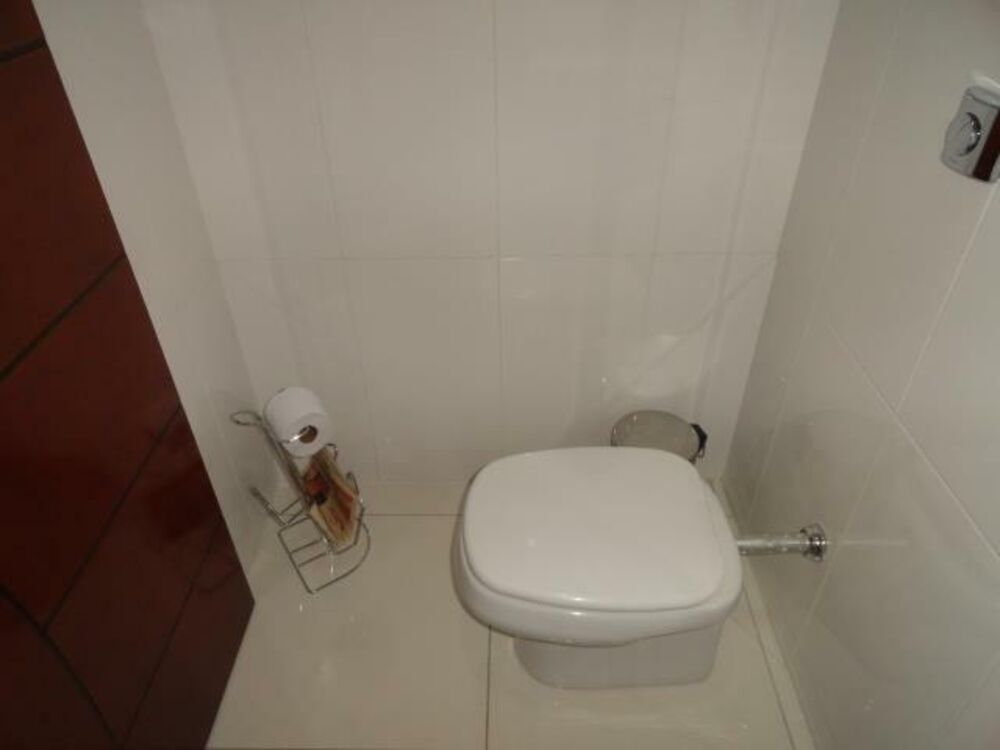 Casa à venda com 3 quartos, 300m² - Foto 3