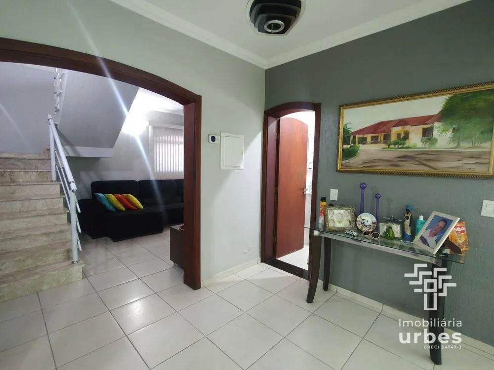 Casa, 3 quartos, 251 m² - Foto 6