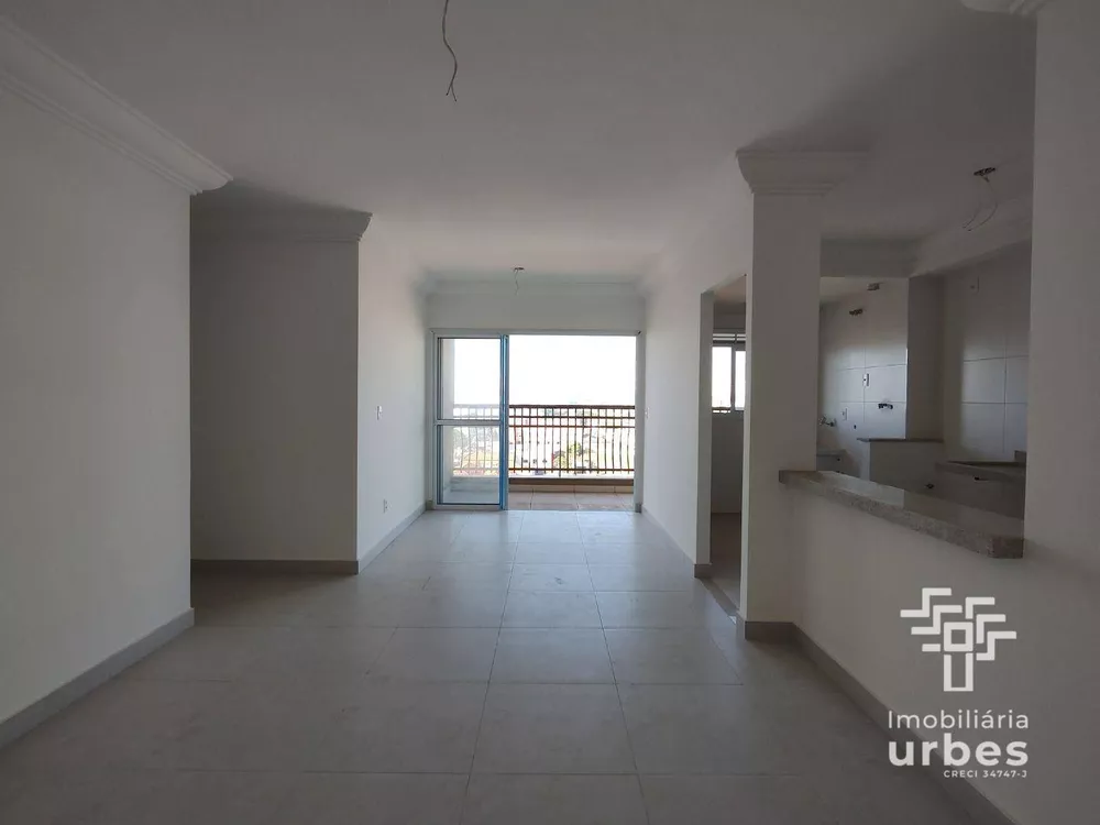 Apartamento à venda com 3 quartos, 75m² - Foto 4