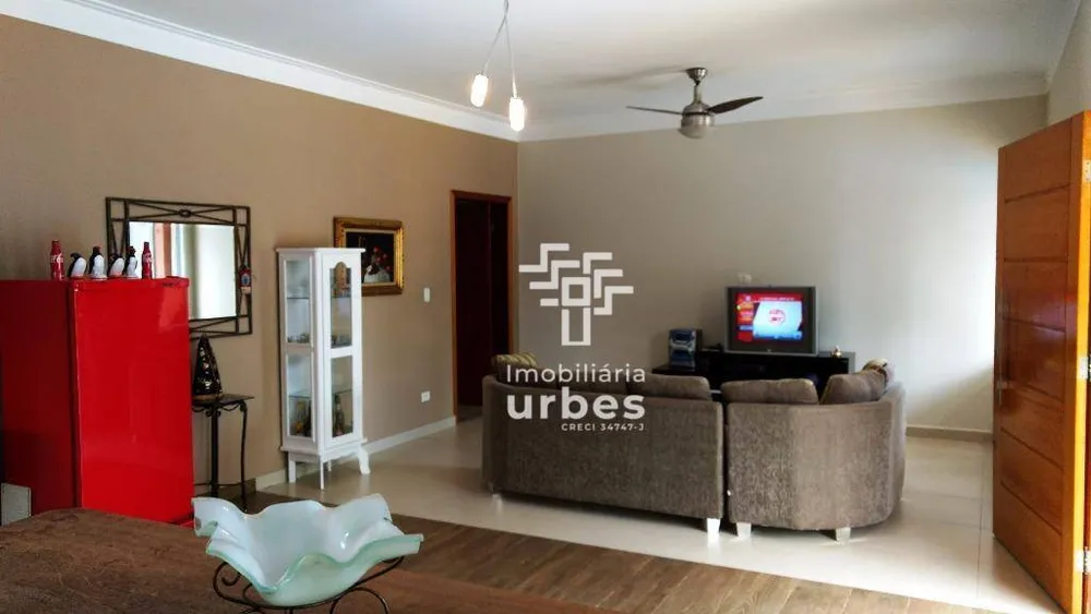 Chácara, 4 quartos, 1000 m² - Foto 4