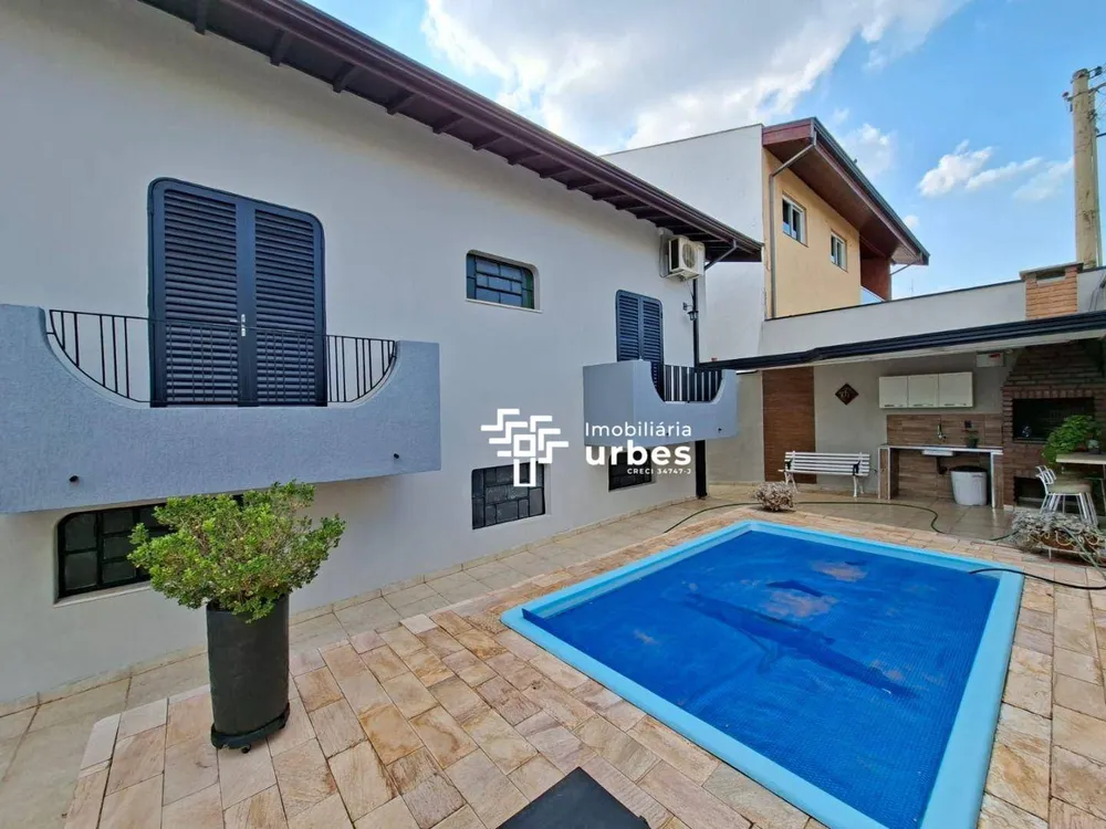 Casa, 3 quartos, 197 m² - Foto 1
