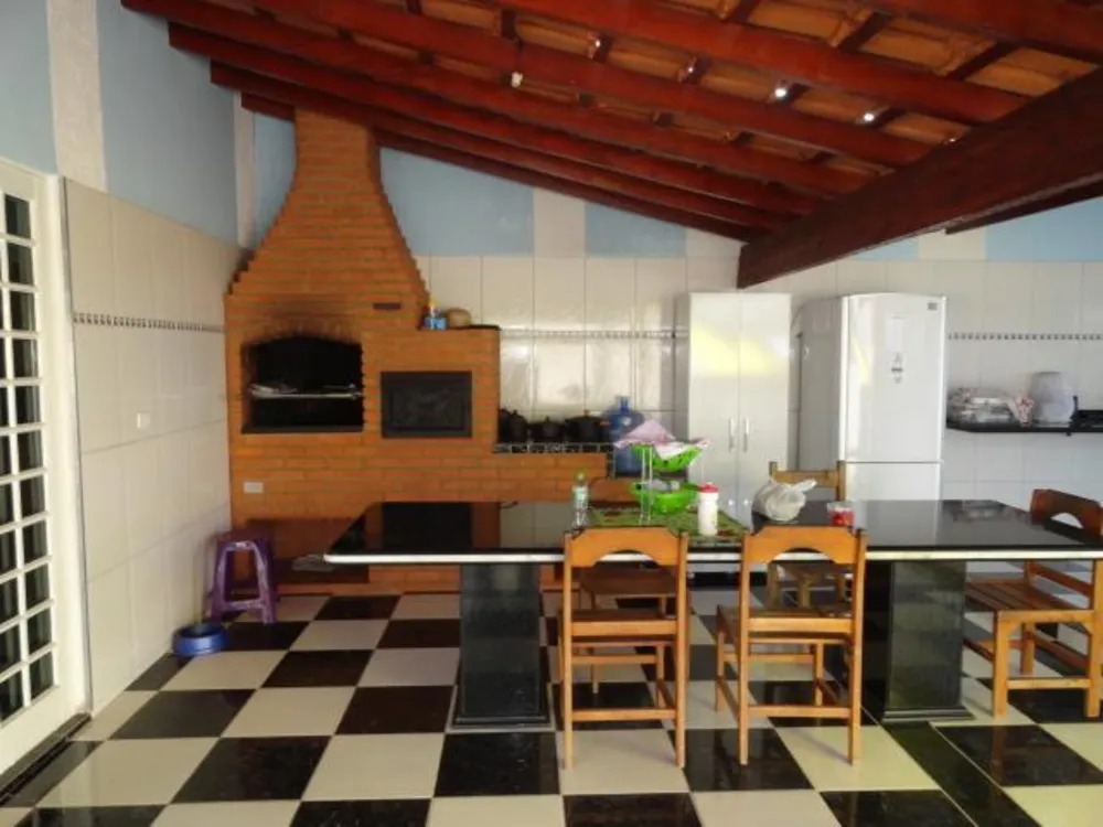 Chácara, 3 quartos, 900 m² - Foto 3