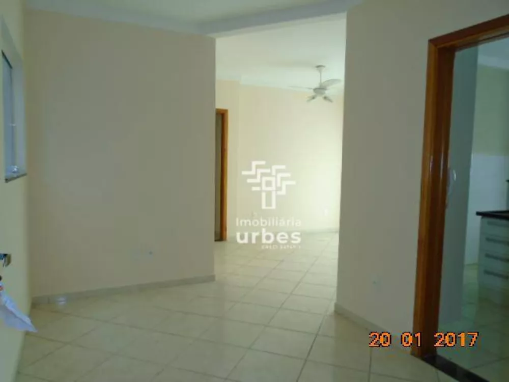 Apartamento à venda com 3 quartos, 75m² - Foto 4