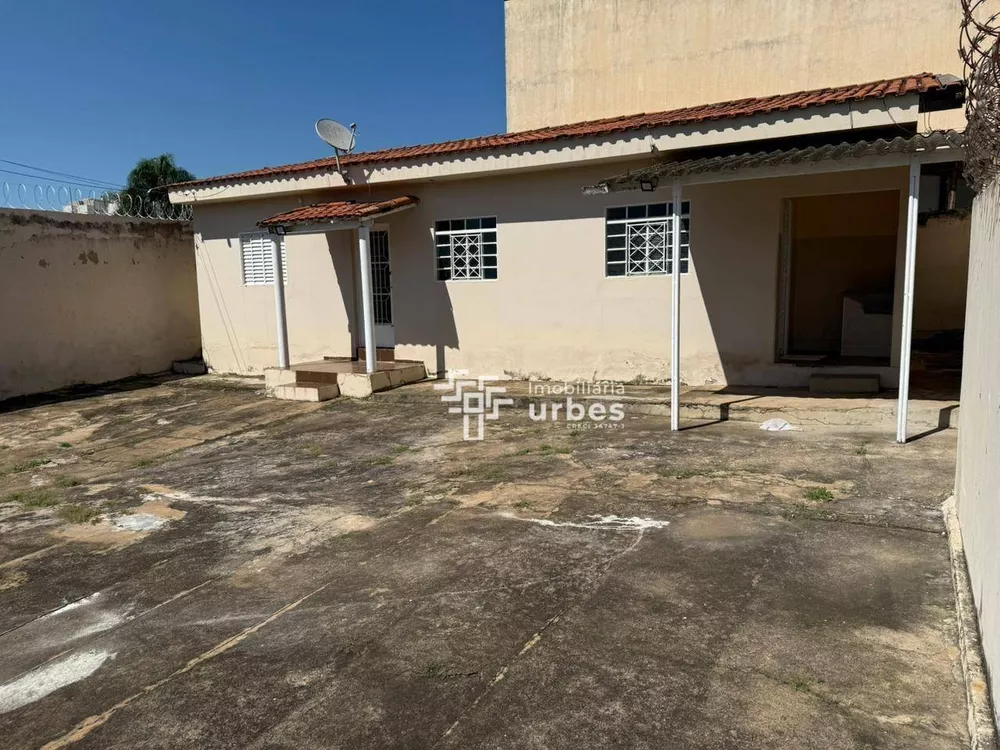 Casa para alugar com 1 quarto, 59m² - Foto 1