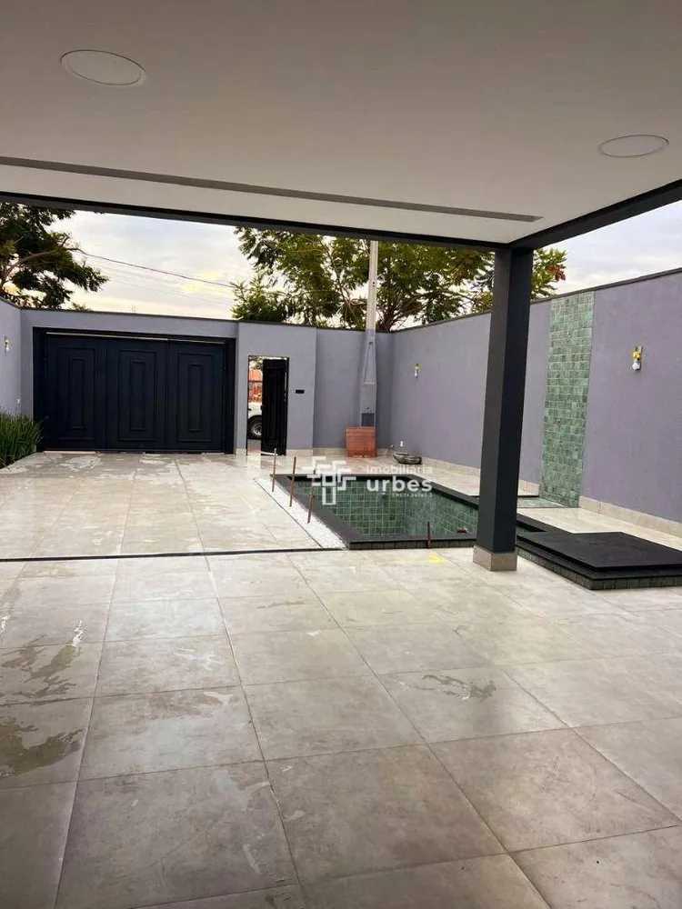 Casa, 3 quartos, 106 m² - Foto 2