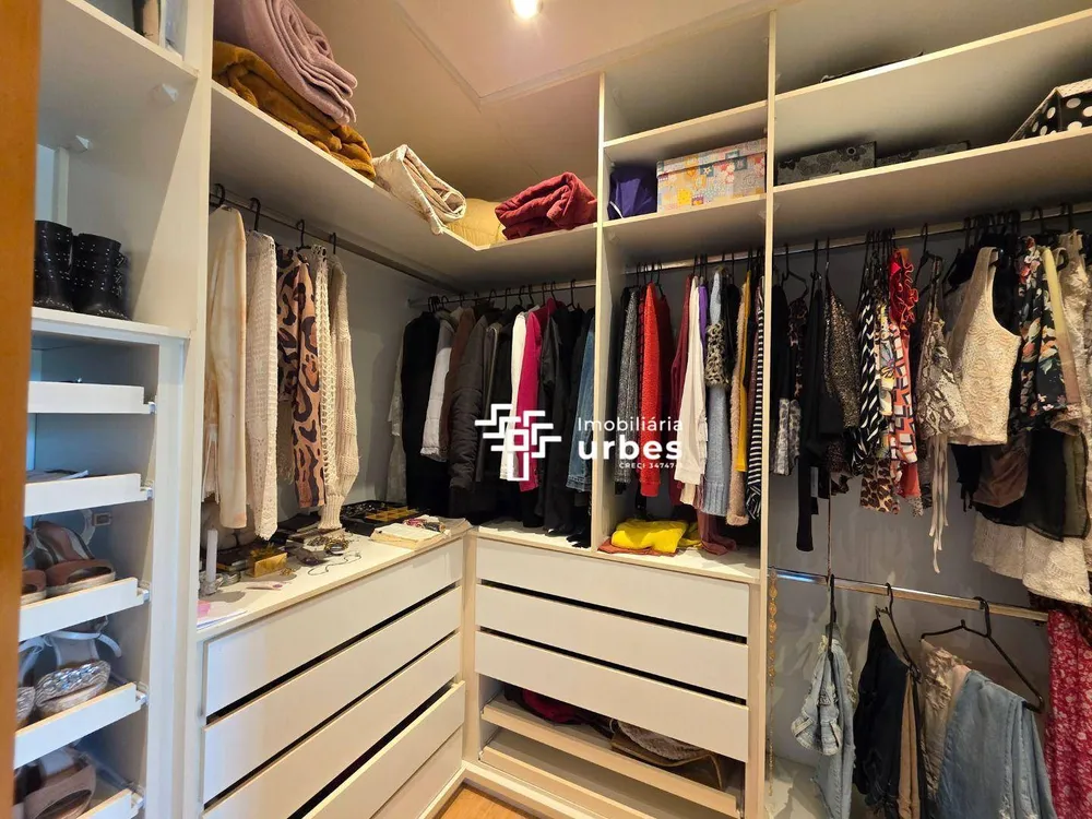 Casa, 3 quartos, 221 m² - Foto 9