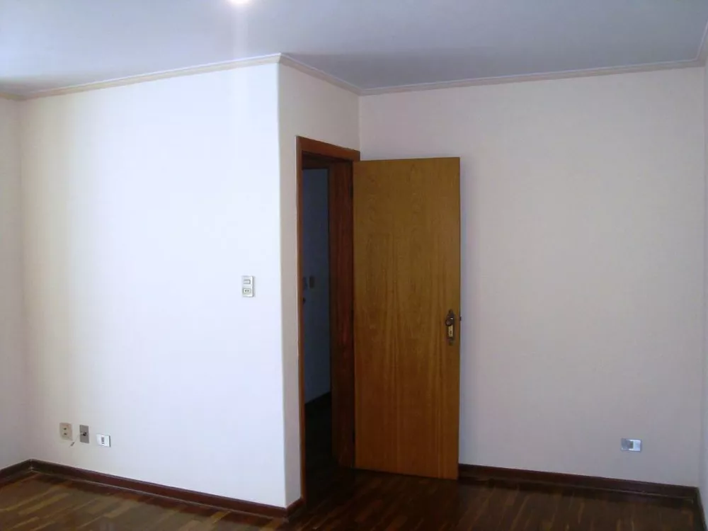 Apartamento à venda com 2 quartos, 112m² - Foto 3