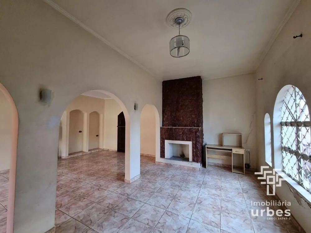 Casa, 3 quartos, 231 m² - Foto 1