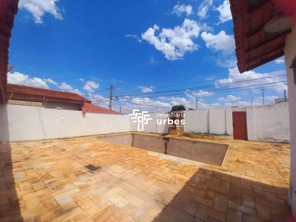 Casa, 3 quartos, 231 m² - Foto 6