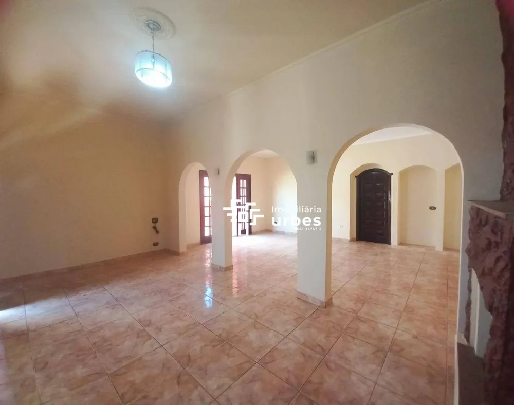 Casa, 3 quartos, 231 m² - Foto 3