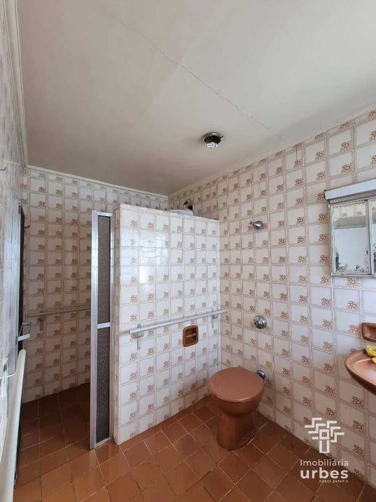 Casa, 3 quartos, 231 m² - Foto 1