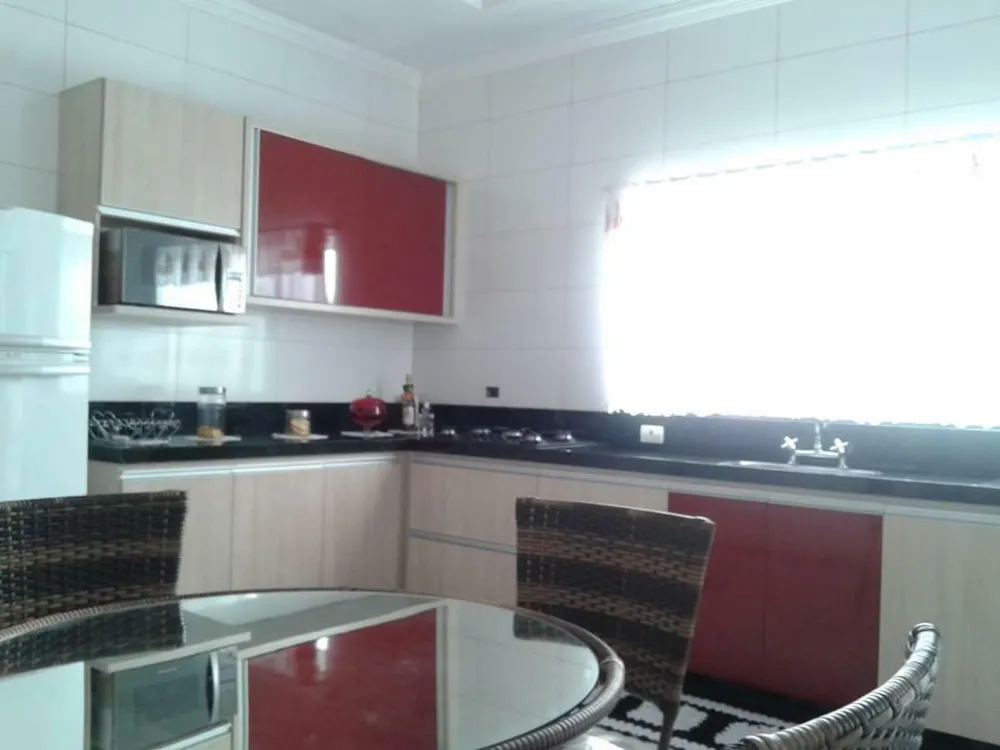 Casa, 3 quartos, 222 m² - Foto 3