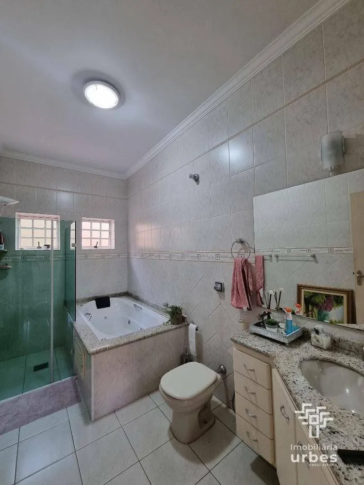Casa, 4 quartos, 196 m² - Foto 4