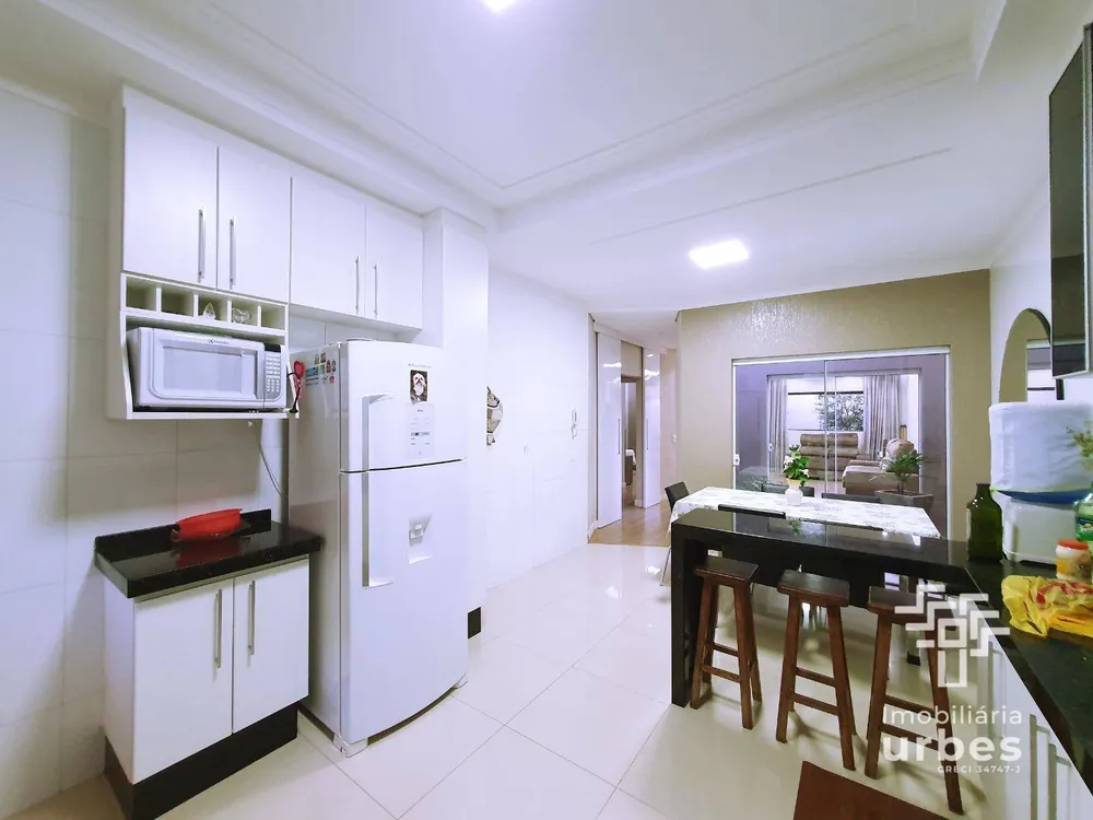 Casa, 3 quartos, 240 m² - Foto 5