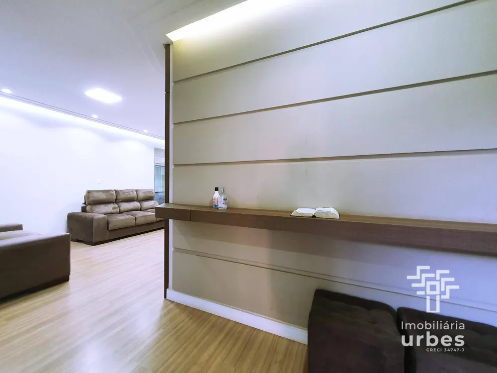 Casa, 3 quartos, 240 m² - Foto 1
