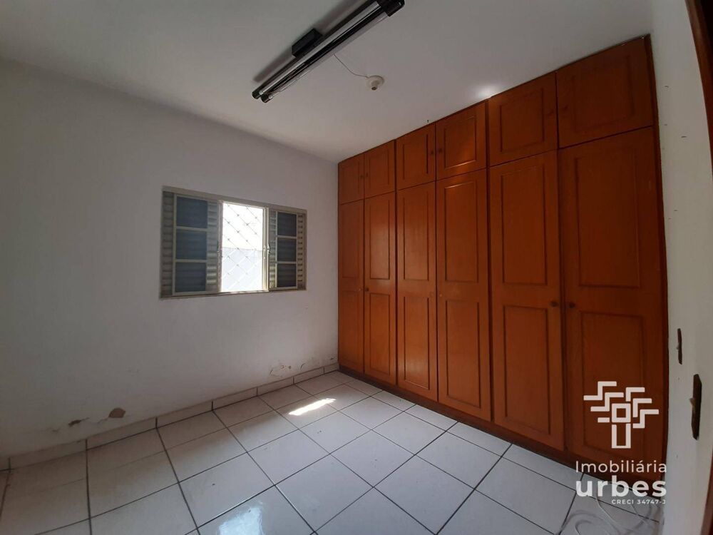 Casa para alugar com 3 quartos, 100m² - Foto 3
