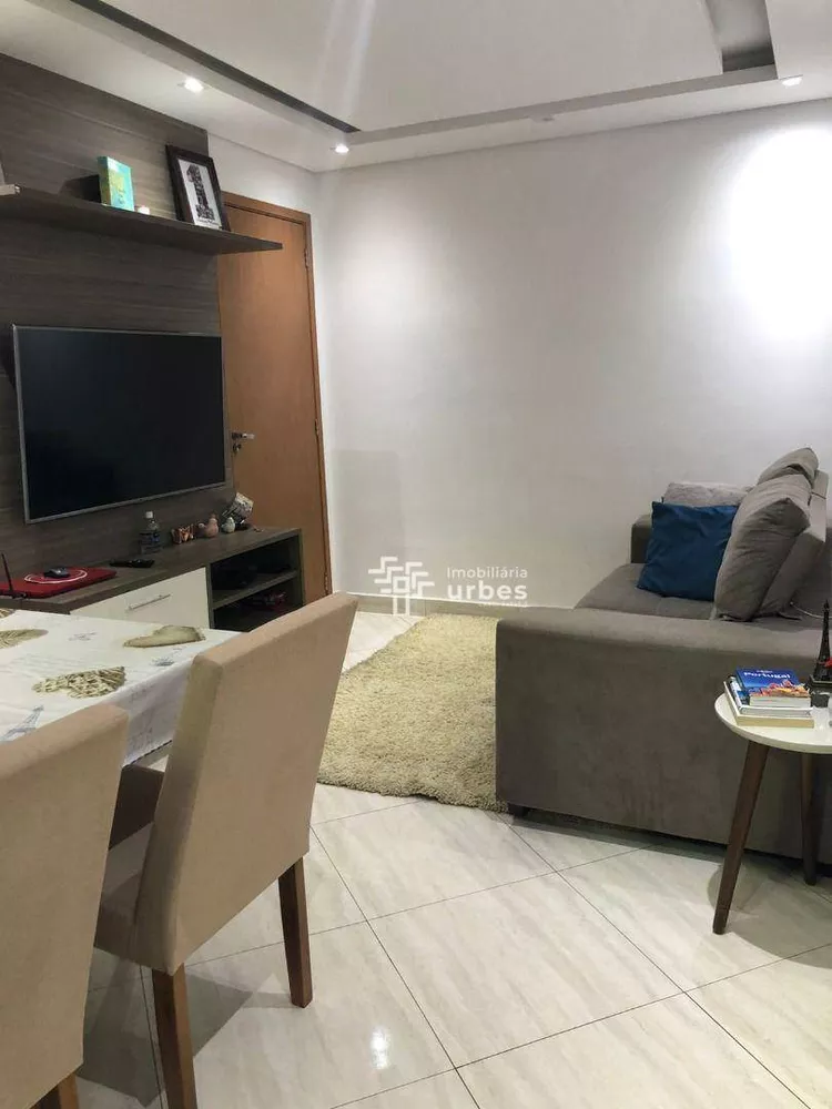 Apartamento à venda com 2 quartos, 43m² - Foto 2