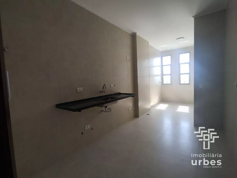 Apartamento à venda com 3 quartos, 110m² - Foto 2