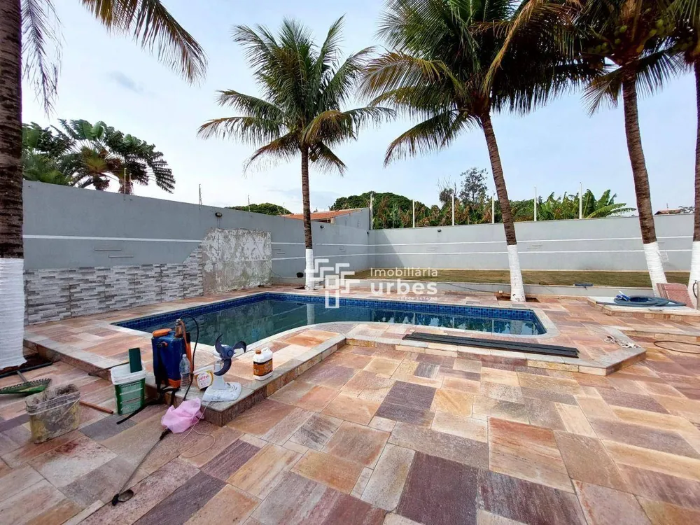 Chácara, 4 quartos, 1000 m² - Foto 2