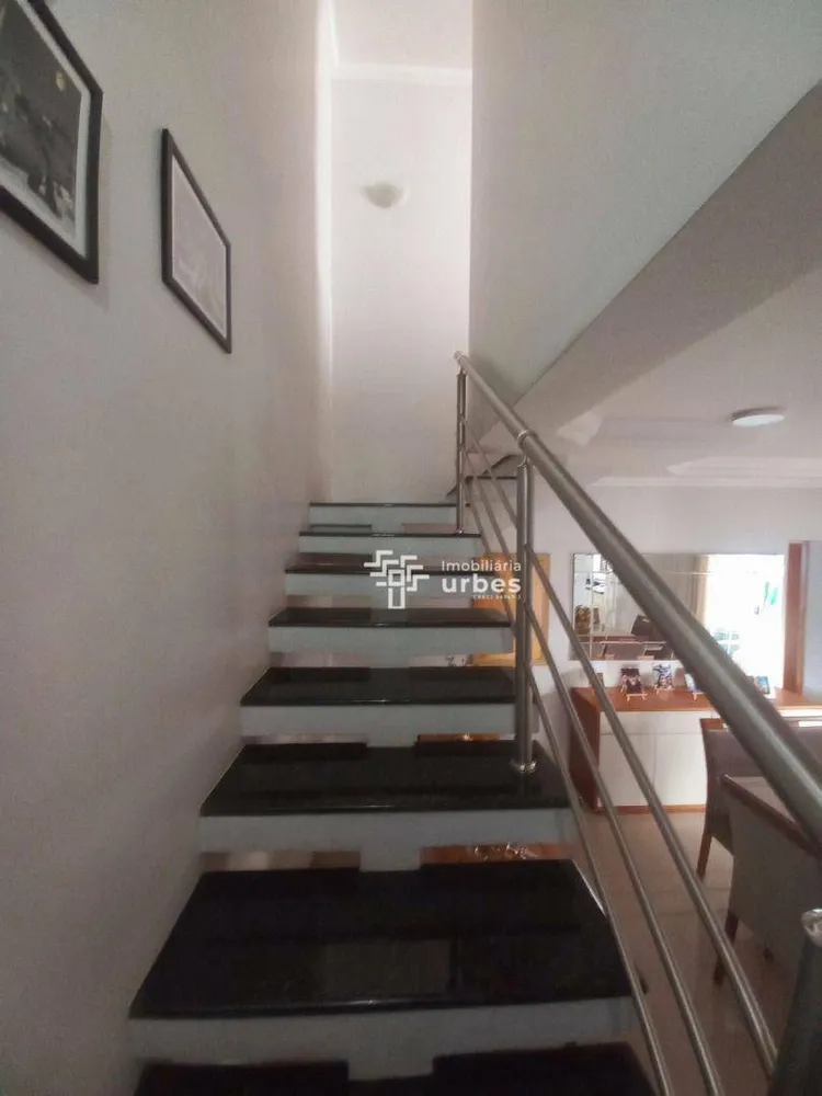 Casa, 3 quartos, 347 m² - Foto 10