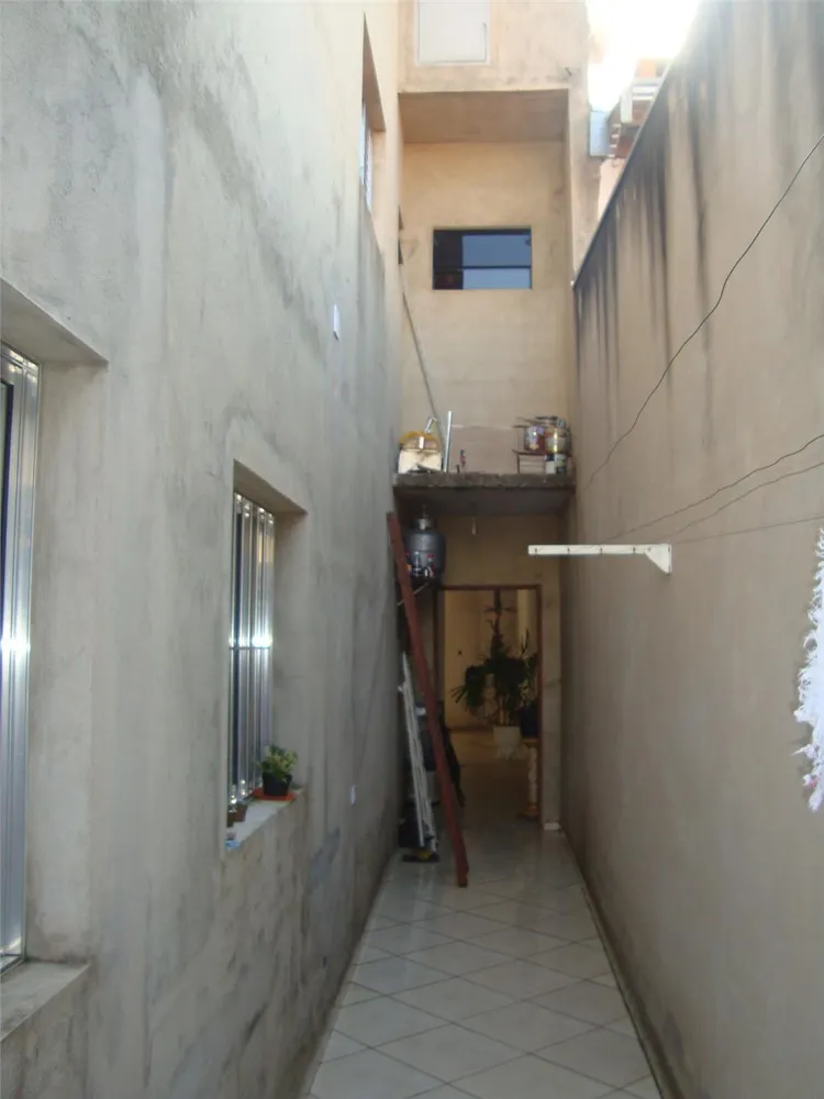 Casa, 3 quartos, 241 m² - Foto 6