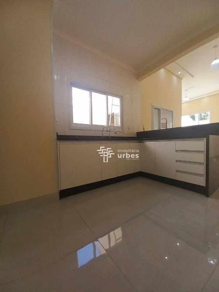 Casa, 3 quartos, 119 m² - Foto 2